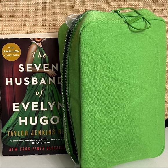 Valentino New Authentic Cosmetic bag - Picture 2 of 8